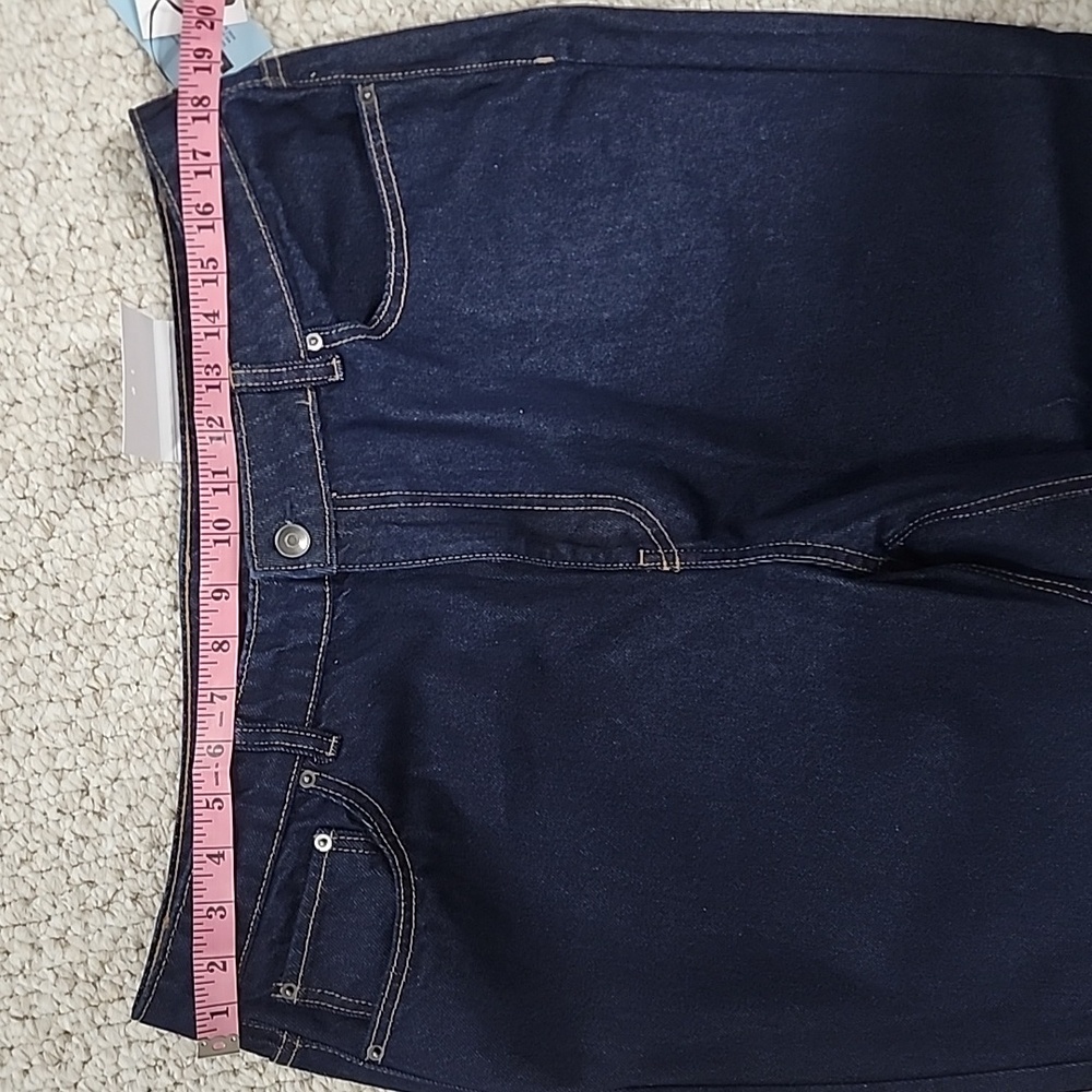 FUTURE COLLECTIVE Flare Jeans - Picture 9 of 15